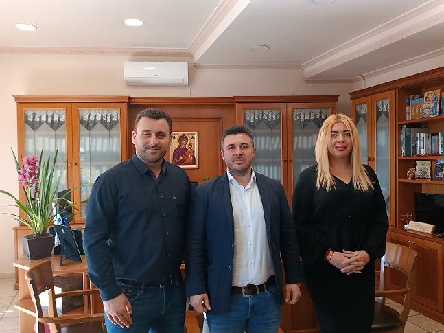 Συνάντηση του Γενικού Διευθυντή του Ελληνοϊταλικού Επιμελητηρίου Θ. Μπακούρα με τον Δήμαρχο Μετεώρων Λευτέρη Αβραμόπουλο